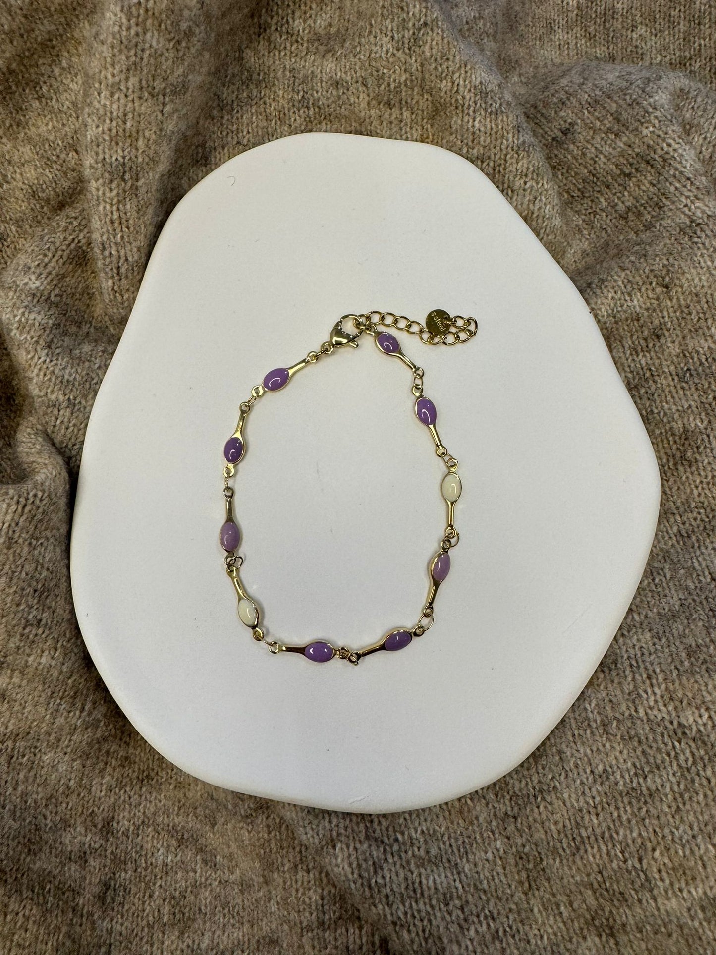 Bracelet Nisa Perles Violettes/Blanches En Acier Inoxydable